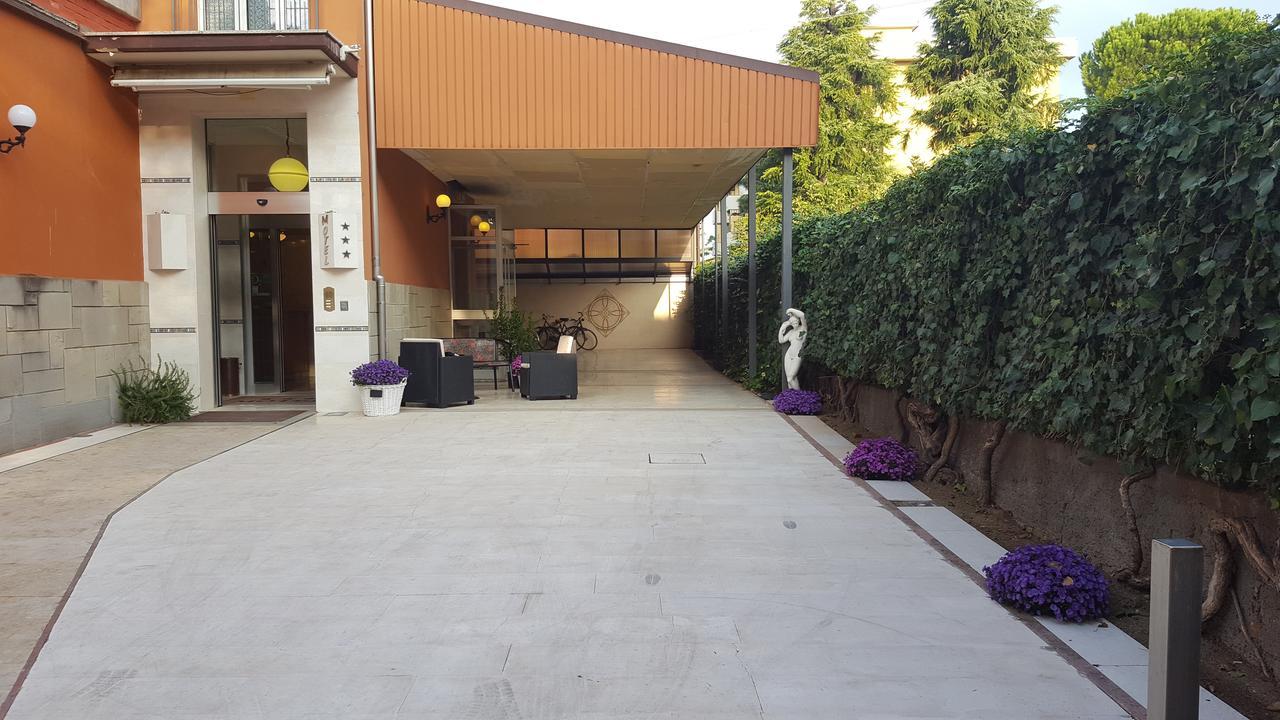 Motel Villaggio Imola Zewnętrze zdjęcie